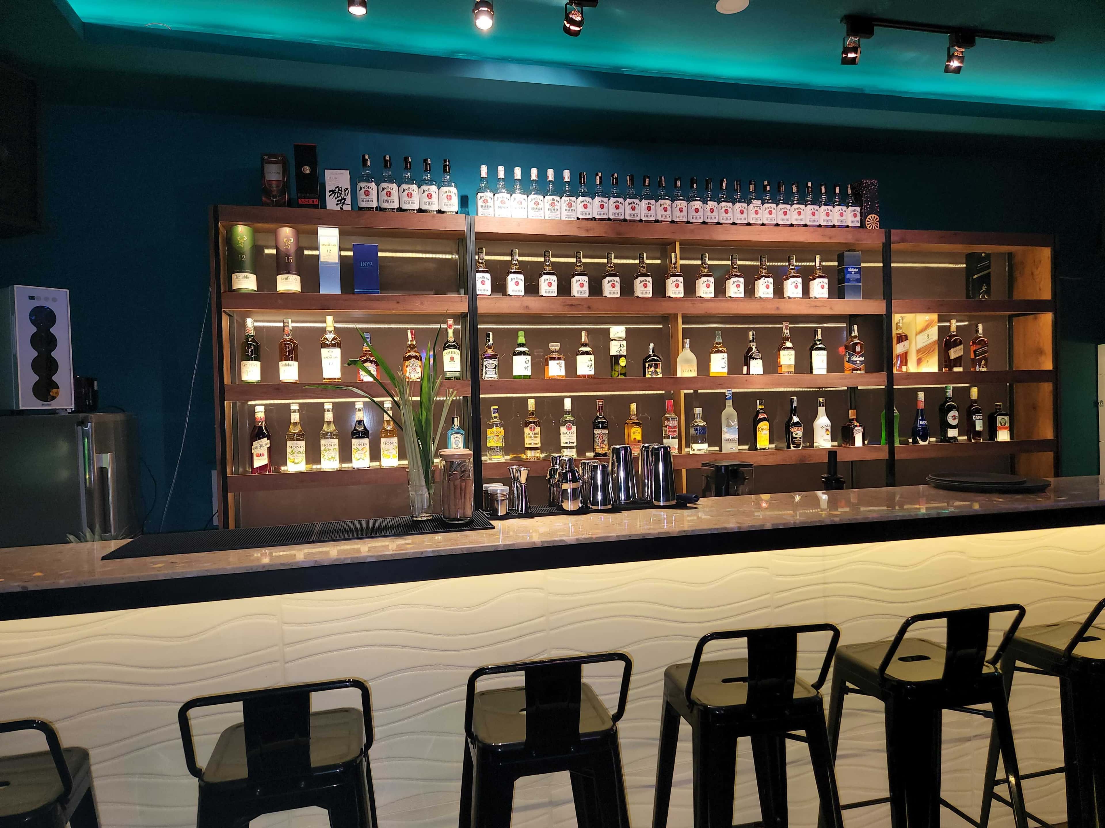 GA Whisky & Cocktails Bar