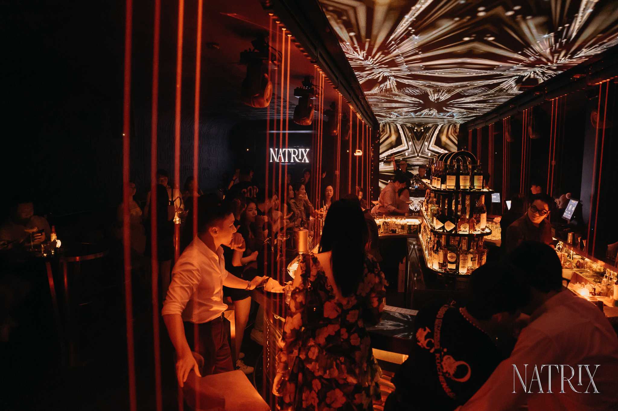 Natrix bar, bar quận 1, bar quận nhất, bar gần đây