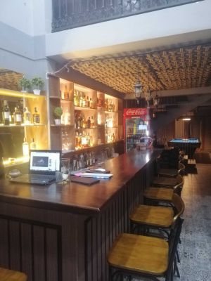 Bombay Bar1.jpg