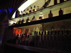 Gris Bar6.jpg