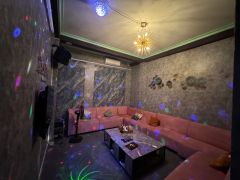 Nari bar karaoke room2.jpg