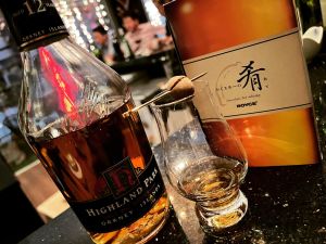 PAYA - Whisky & Cocktails bar11.jpg