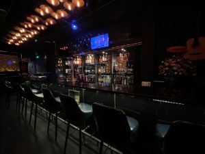 Pink Lady Sport Bar & Coffee2.jpg