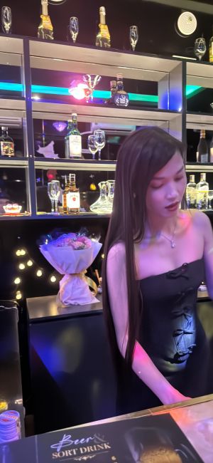 Nari bar girl88.jpg