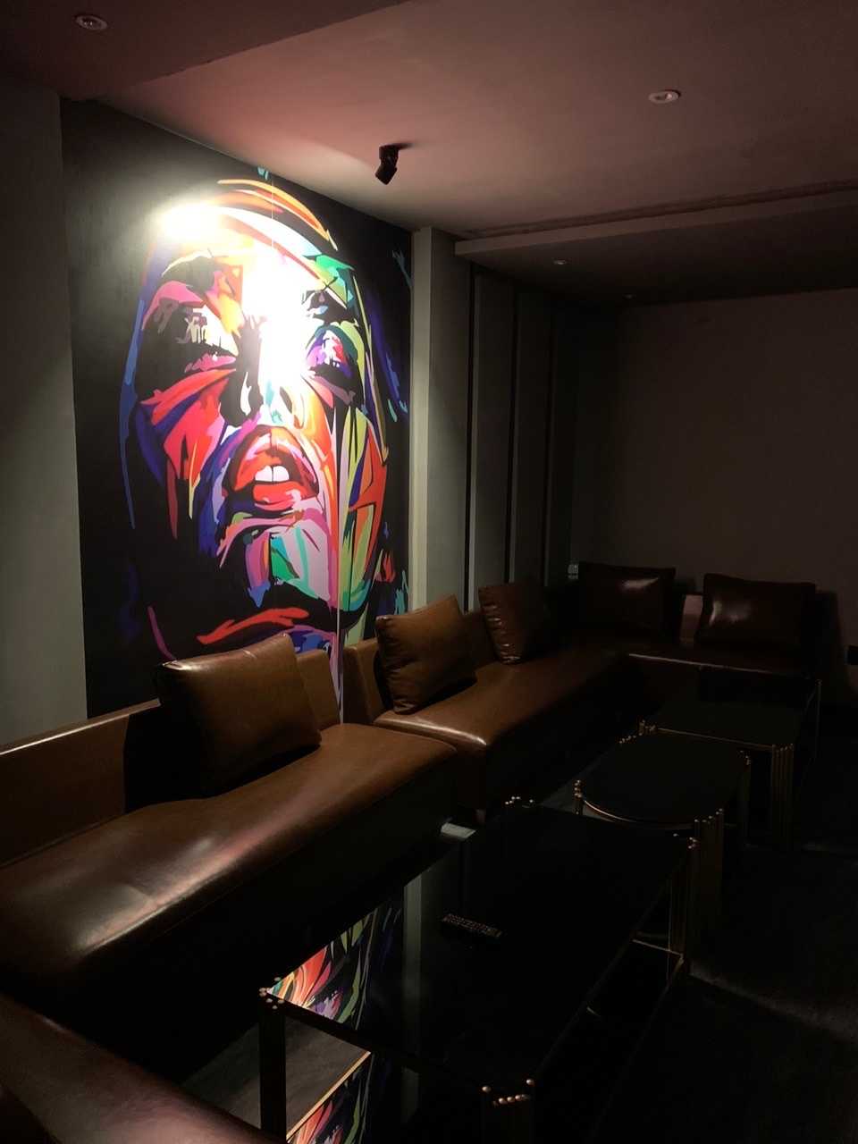 Gallery image 12