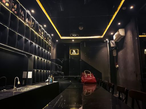 Gallery image 10