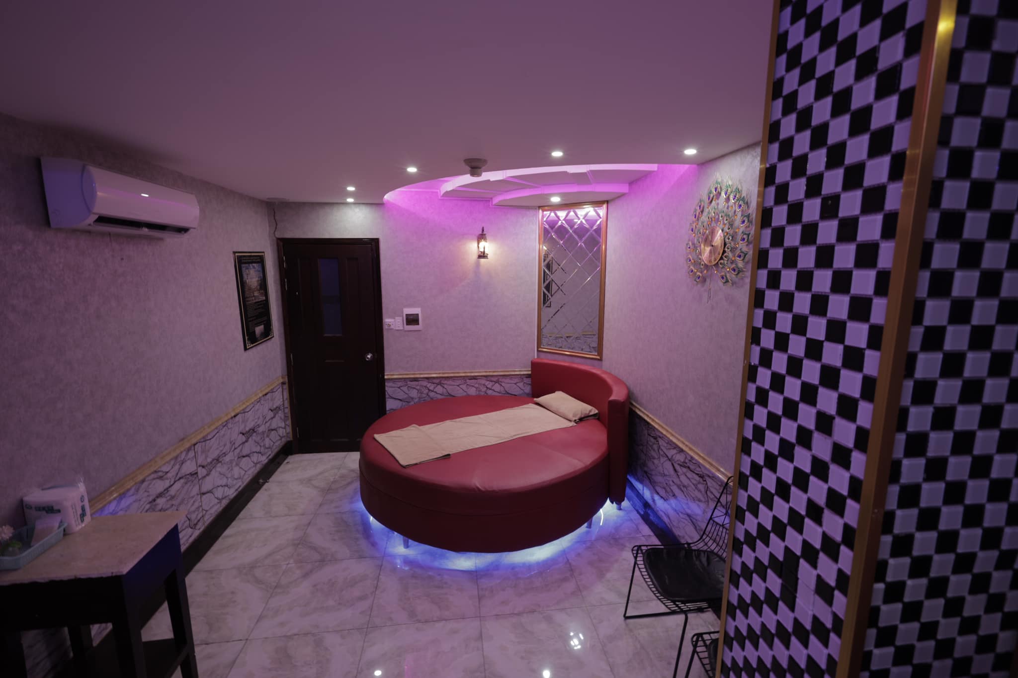 Room 1